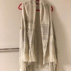 Long knee lengthed shall